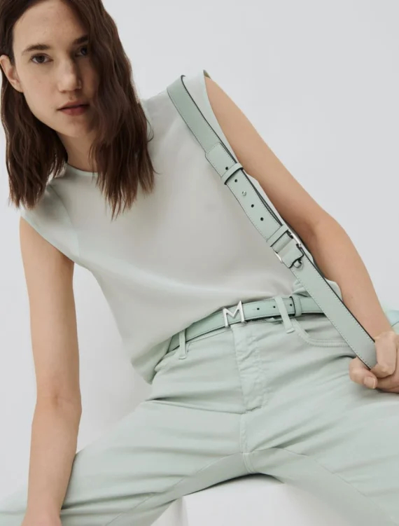 Top in seta verde pastello