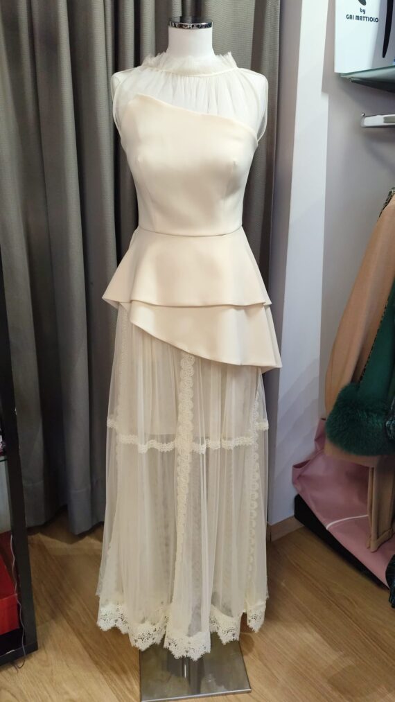 Completo Carla Ruiz Crudo